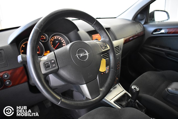 OPEL Astra 1.7 CDTI 101CV 5 porte Elegance